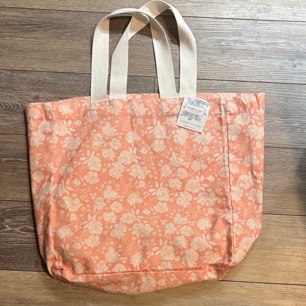 NWT Elegant Floral Tote Bag in Peach and Cream